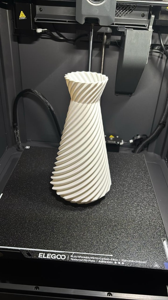 Twisted Spiral Vase
